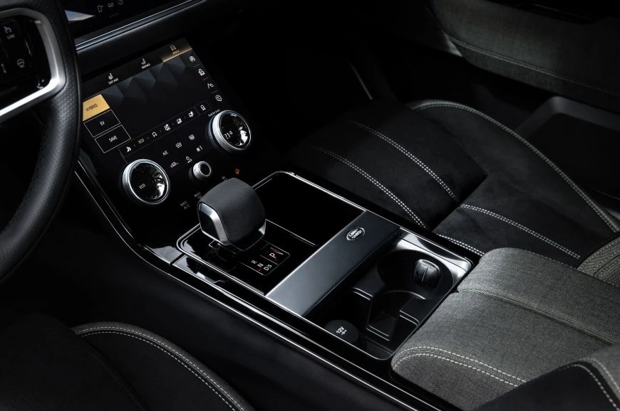 Range Rover Velar 4