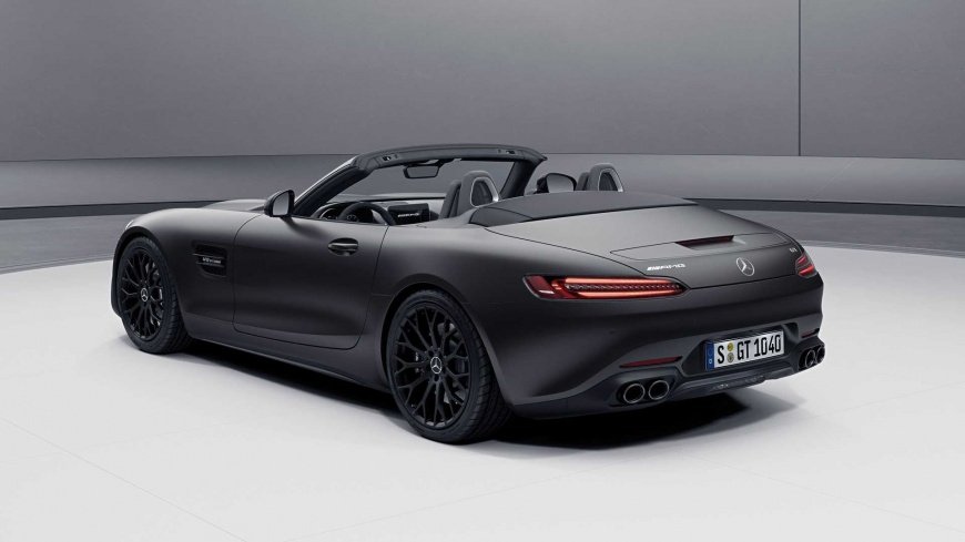 Mercedes-AMG GT 4