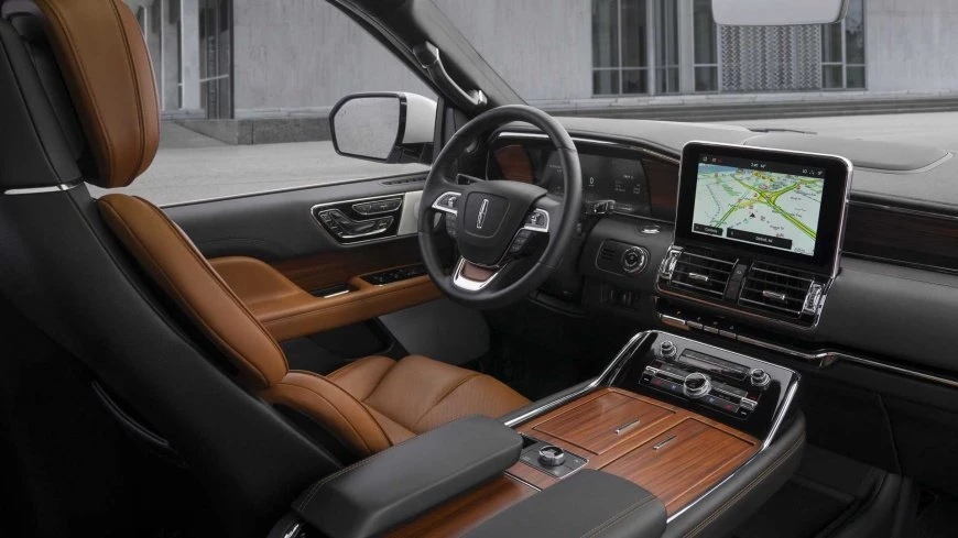 Lincoln Navigator 2