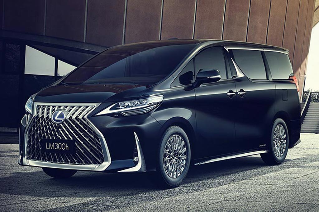 Lexus LM