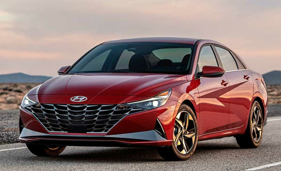 4 Hyundai Elantra 2021