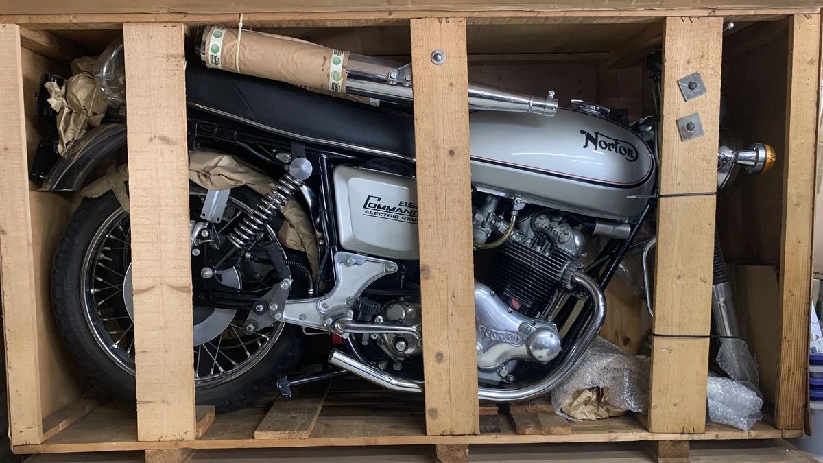 Norton Commando 850 Interstate 1