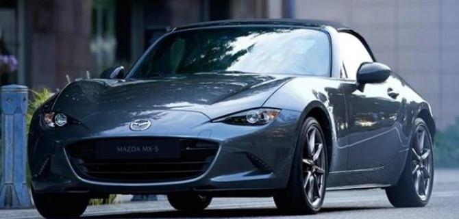 Родстер Mazda MX-5 получил новое исполнение