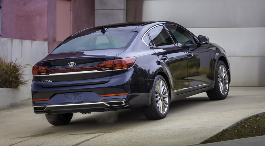 Представлен обновлённый седан KIA K7 киа к7 3