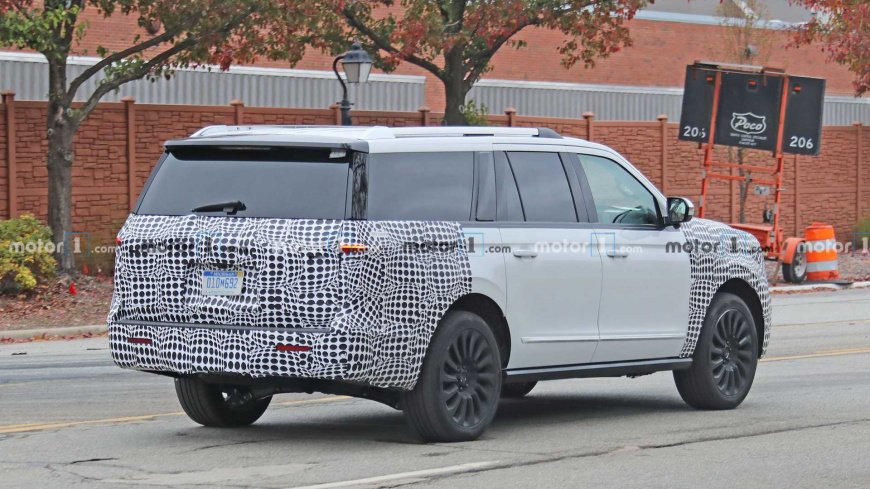 На испытания выехал новый Lincoln Navigator линкольн 2
