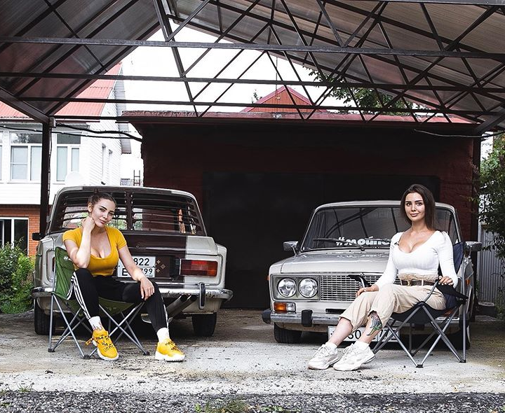 Автоблогерши