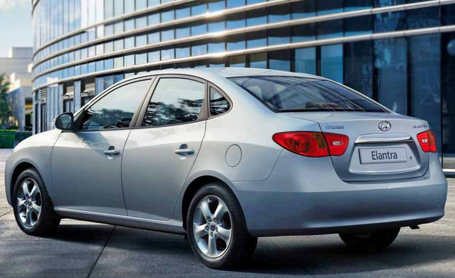 9 Hyundai Elantra 