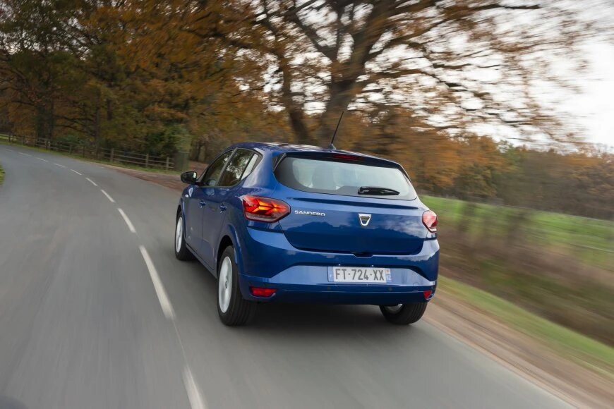 Начались продажи хэтчбека Dacia Sandero нового поколения сандеро 3