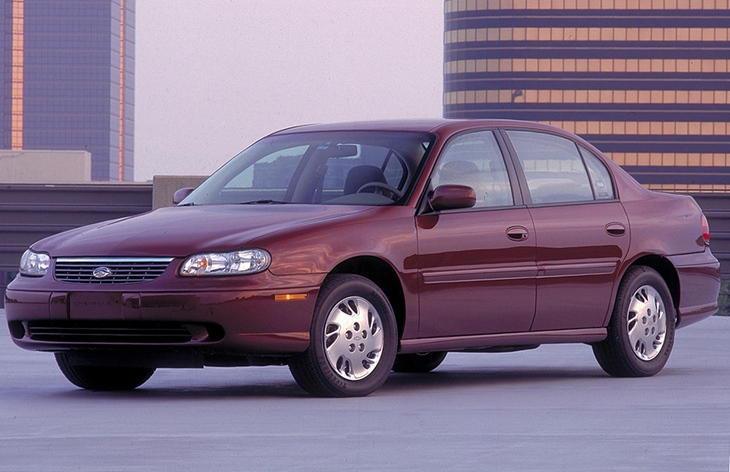 «Отступники»: топ-5 моделей, сменивших задний привод на передний Chevrolet Malibu 2 поколение