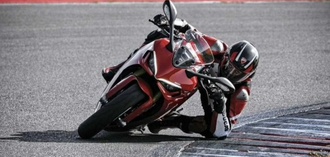 Представлен обновлённый Ducati SuperSport 950