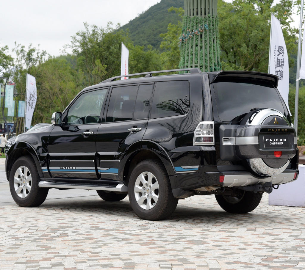 У Mitsubishi Pajero обнаружена неисправность в подвеске отзыв 2