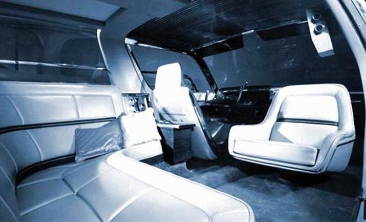 9 Салон Ford Aurora