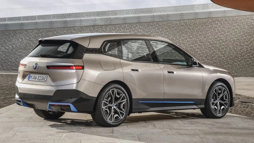 Электрокроссовер BMW iX: появились новые подробности бмв их 3