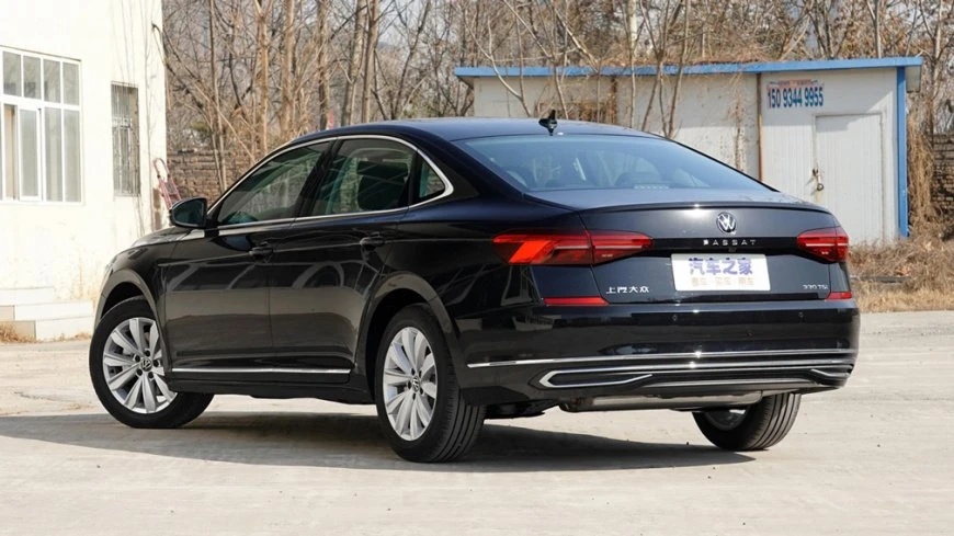 Volkswagen Passat стал лифтбеком пассат 3