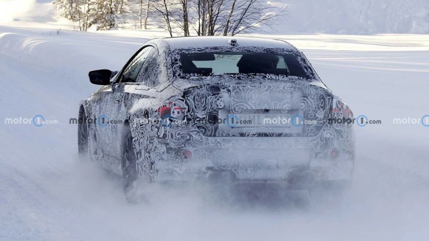 В Швеции замечено обновлённое купе BMW M2 бмв 3